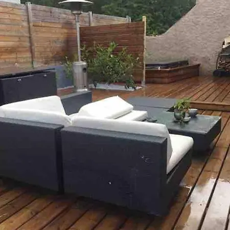 Loft Du Jericho Avec Jacuzzi Privatif アパート